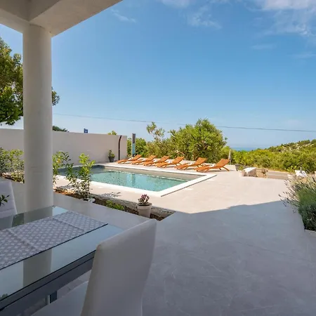 Amazing In With Wifi *