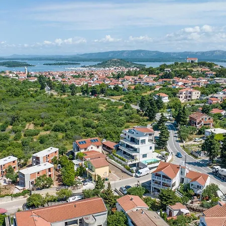 Amazing In With Wifi *