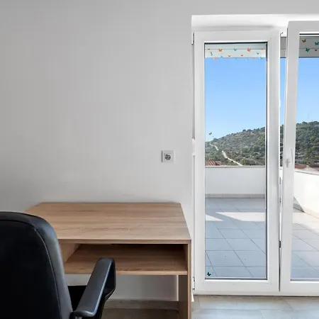Amazing In With Wifi Apartment