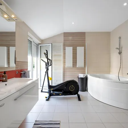 Apartment Amazing In With Wifi *